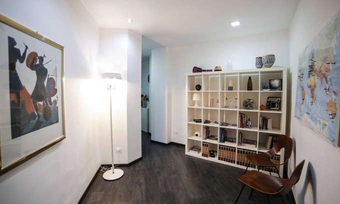 Ruggero Settimo Apartment | Politeama Flat-Office with Terrace