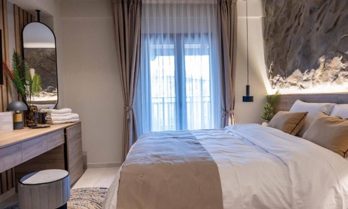 Kalambaka Apartment | Polyzos Luxury Suites Meteora #2 - Adults Friendly