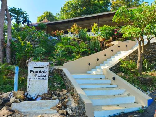 Malang House | Pondok Indah Teluk Asmara