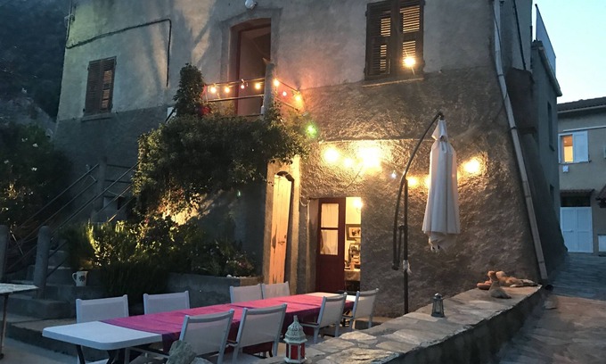 Castirla House | Ponte Castirla Independent room at the door of The Magic Scala Santa Regina