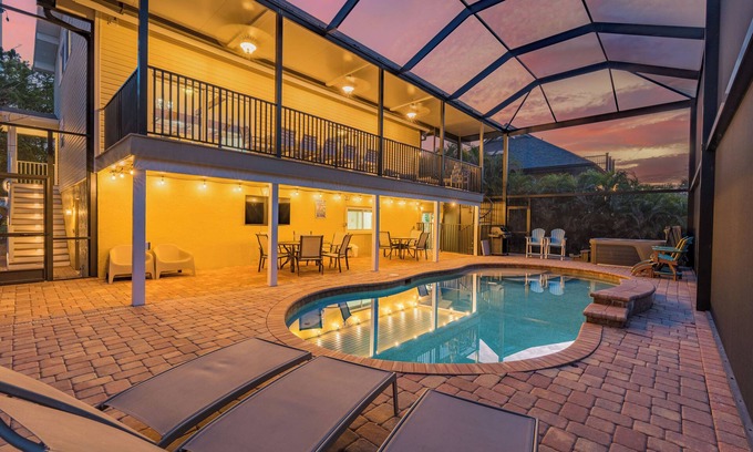 Fort Myers Beach House | Pool - Hot Tub - 🐾 Friendly 3BR Great Escape 3