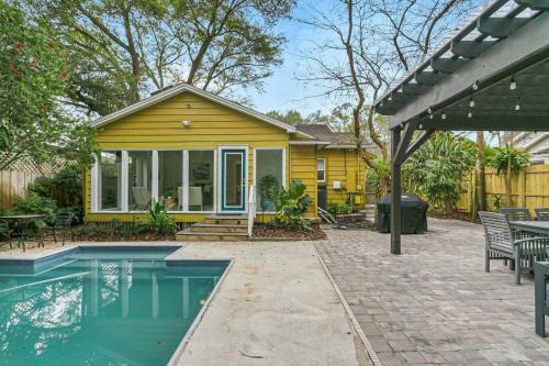 Riverside Heights House | Pool House Oasis - Home for 6