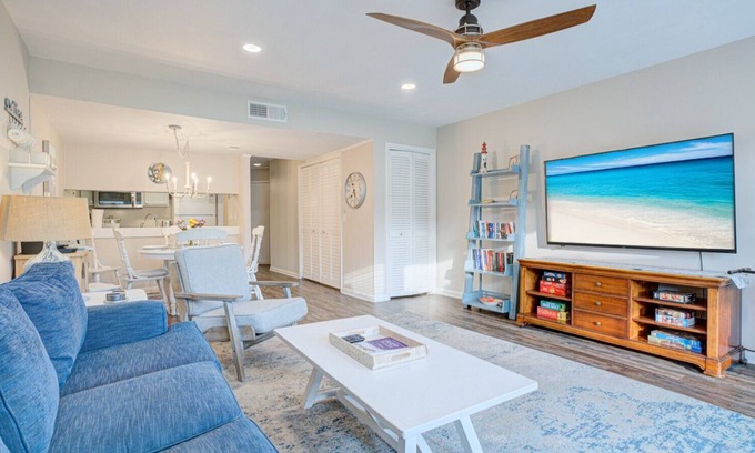 Saint Helena Island Villa | Pool + Ocean View + Walk to Beach - Villa