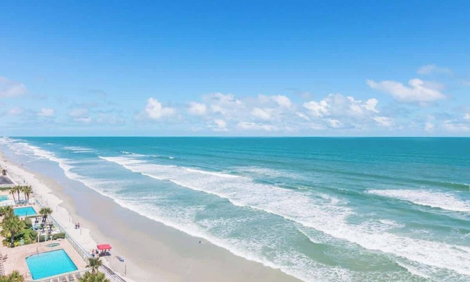 Daytona Beach Condo | Pool Open -Amazing Oceanfront 3 bed 3 bath Condo
