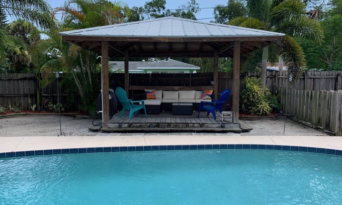Vero Beach House | Pool side vibes at the Treasure Coast Cabana!
