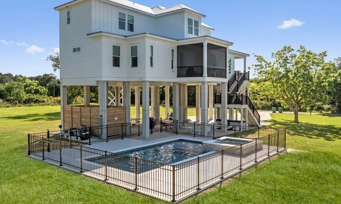 Bay St Louis House | Pool & Spa Complete! Luxury Quiet Retreat, Bay Views.