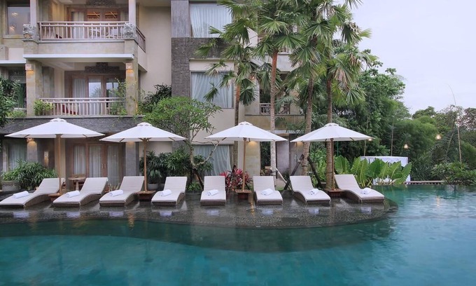Melayang House | Pool Suite Room Resort & Spa Beautiful Paddiew File View