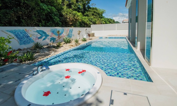 Motobu Villa | pool villa Sanrriott Okinawa Motobu