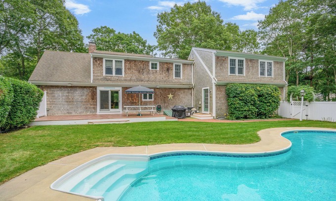 East Sandwich House | Poolside and Pond Cape Escape 5 Bedroom, 3 Bath, Central Air