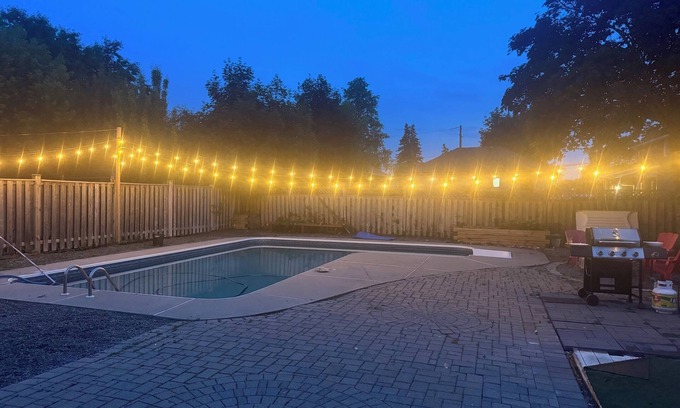 Brampton West House | Poolside Retreat with Private Patio