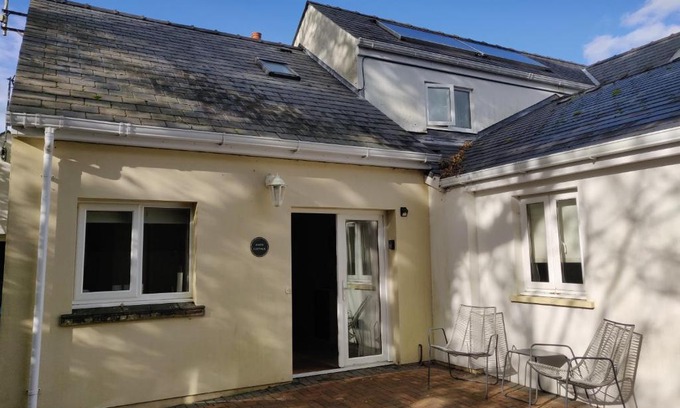 Tenby House | Poppy Cottage