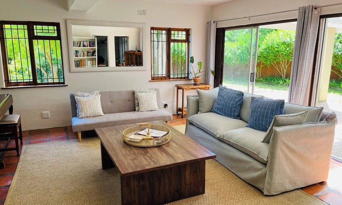 Constantia Cottage | Porcupine Lodge