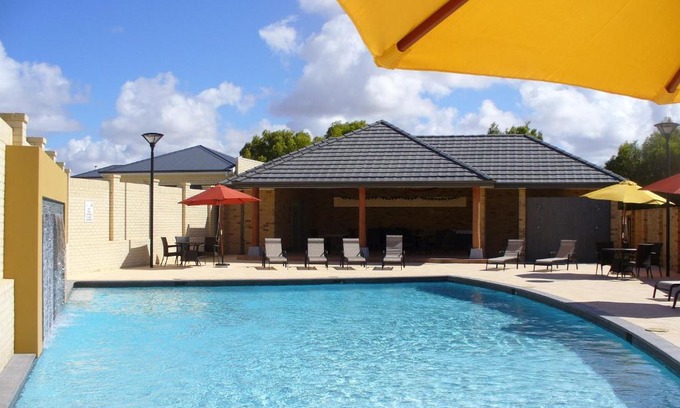 Port Denison Apartment | Port Denison Beach Resort
