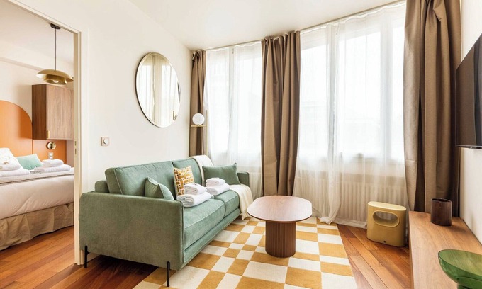 Croulebarbe Apartment | Port-Royal Residence - Chic apartment - 2BR-4P