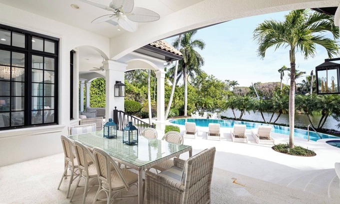 West Naples House | Port Royal - Sweeping Lake Views
