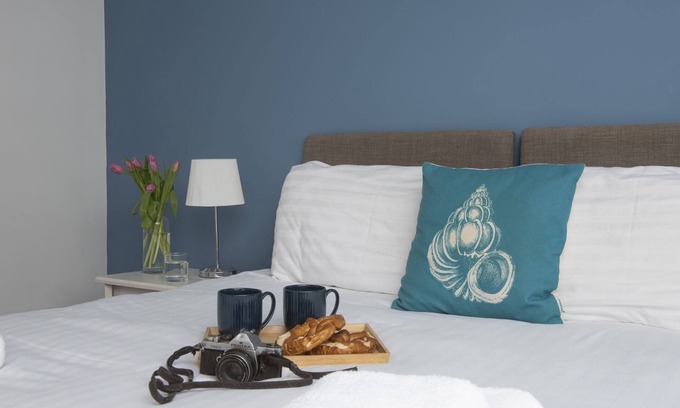 St Just Hotel | Porthledden, B&B - a hotel room that sleeps 2 guests in 1 bedroom