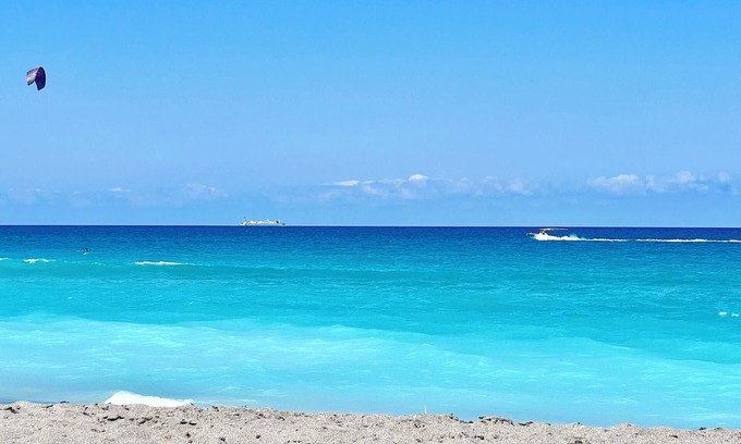 Jupiter Condo | POSHPADZ Presents Coco Villa -2 Patios-Ground Floor-Walk to Jupiter Beach