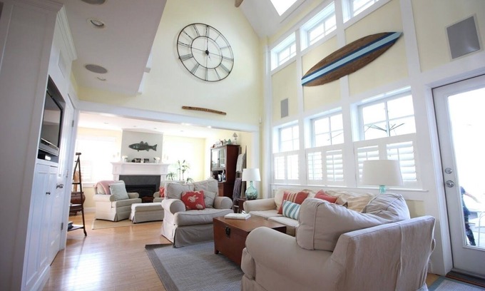Narragansett House | Pottery Barn Beach House - Featured in “So-RI” magazine! Booking Summer 2026