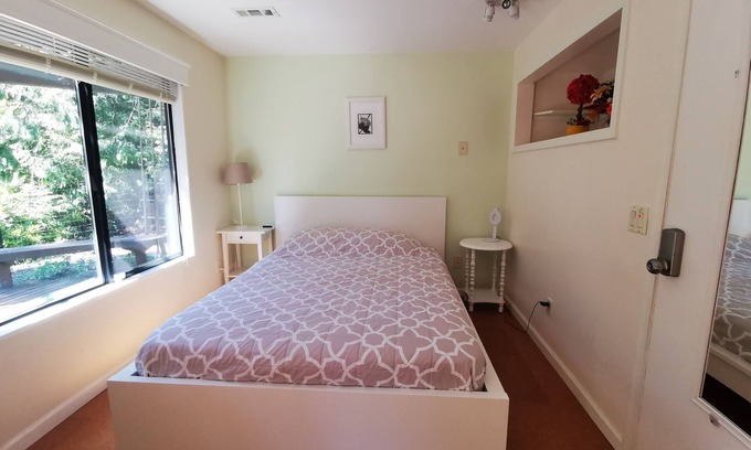 Issaquah Apartment | POWER ON - The Forest Rooms - A Peaceful Oasis close to everything