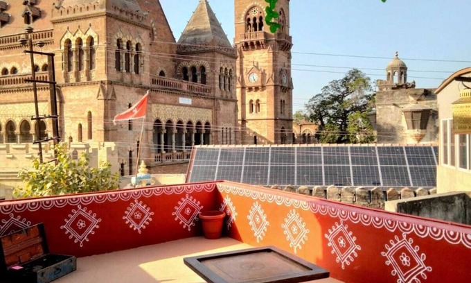 Bhuj Hotel | Prag View Heritage Homestay