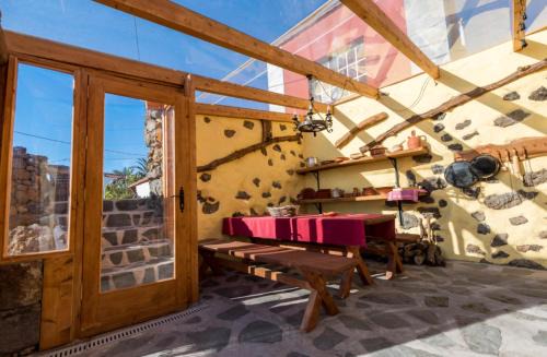 Isora House | Preciosa Casa en El Hierro con BBQ