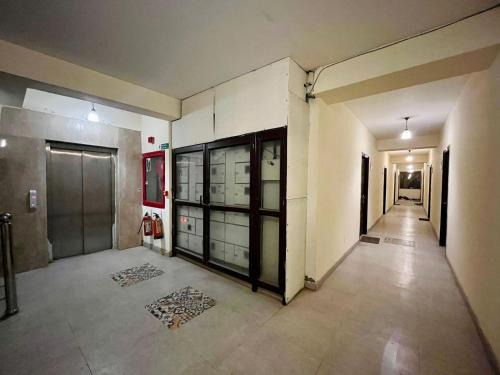 Vrindavan Apartment | Premanand mharaj darsan Vrindavan Dham