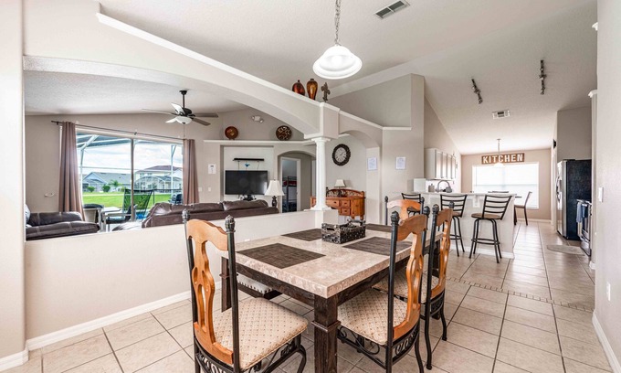 Eagle Pointe South House | Premier Host-Beautiful 4BR/2BA Pool HEAT Home SAFE QUIET Lot - Disney 15 Minutes