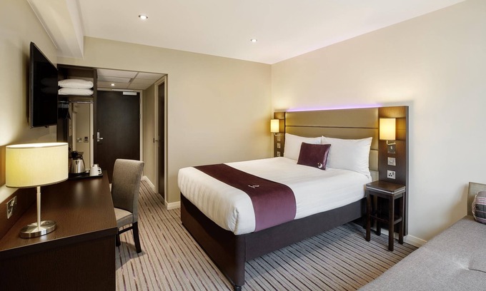Ashby-de-la-Zouch Hotel | Premier Inn Ashby De La Zouch