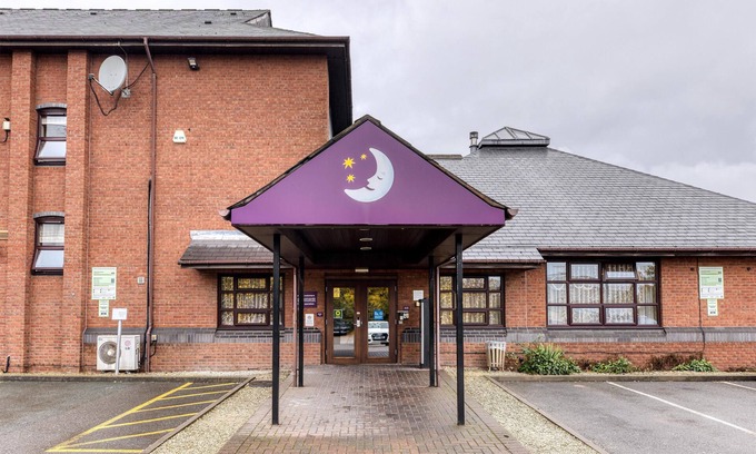 Birmingham Hotel | Premier Inn Birmingham City - Aston