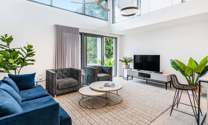 Coogee Apartment | Premium Beachside apartment living in Coogee- E7