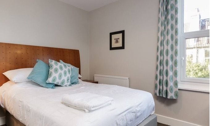 Portsmouth House | Premium Double Wet room at Blue Star House