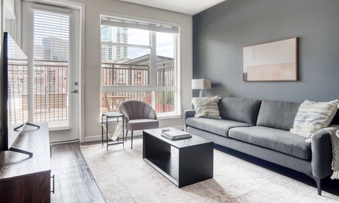 Uptown Apartment | Premium Uptown 1BR w/ W/D, Gym & Pool, walk to RiNo bars, by Blueground