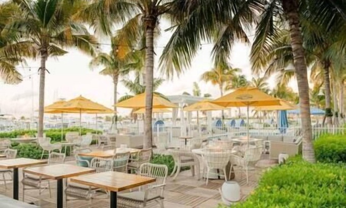 Key West Resort | Prestigious | Gym | Pool | Marina | Concierge