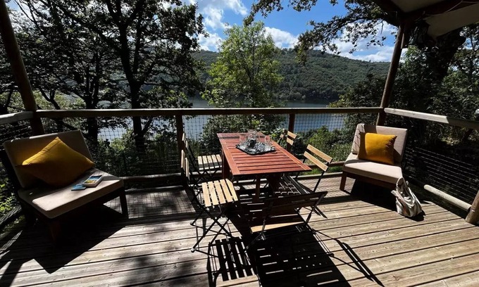 Laussac Cabin | Prestige Sarrans Lodge 39m2 (2 Schlafzimmer) - Plancha 5 persons