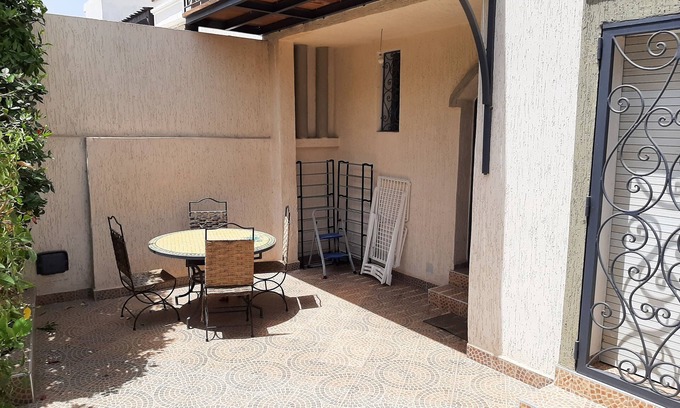 Cite Charaf Villa | PRETTY, COMFORTABLE 3-SUITE VILLA IN A RESIDENTIAL AREA