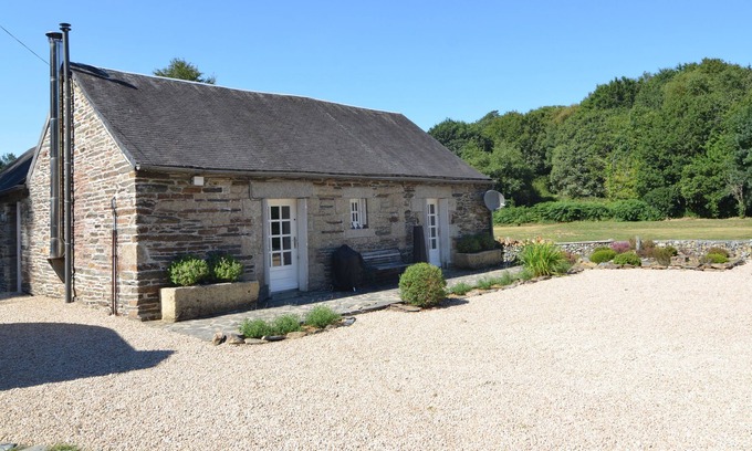 Berrien Cottage | Pretty gite in a delightfully picturesque setting in the Amorique National Park