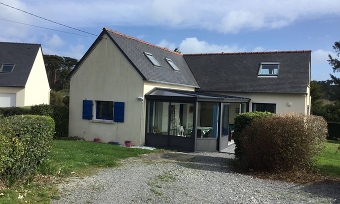 Ploudalmezeau House | Pretty house with large garden 250 metres from the superb Tréompan beach