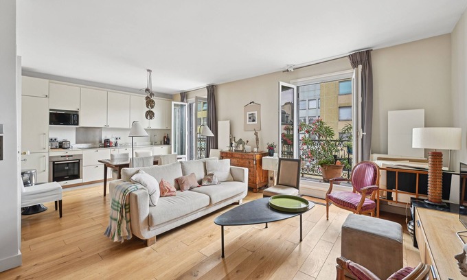 Ternes Apartment | Pretty on the Promenade, by Veeve