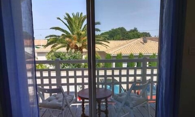 Gujan-Mestras House | Pretty, peaceful house with small garden and parking space