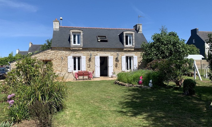 Ploneour-Lanvern House | Pretty Penty Bigouden 10 mn from beautiful beaches. 3 bedrooms (up to 6 people)