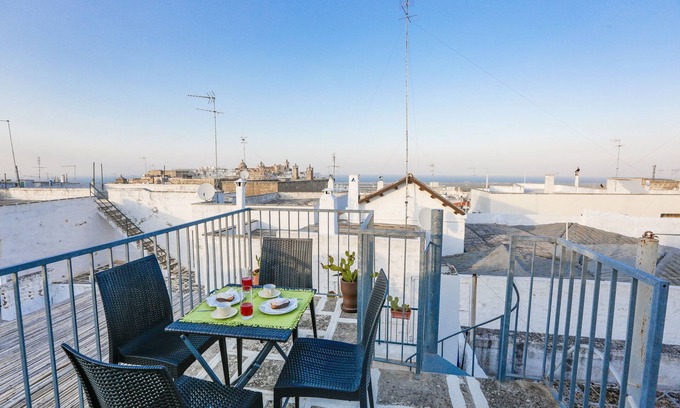Ostuni House | Pretty Stone House from 19° Century in the Heart of Ostuni Spectacular Panoramas