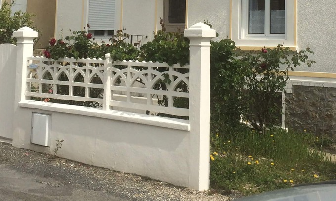 Donville-les-Bains House | Pretty villa 5 mins walk from the beach, garden. Quiet. Train station, shops, on foot