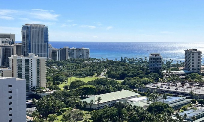 McCully - Moiliili Condo | Price Drop Oceanview Waikiki Studio A + FREE BEACH Rentals