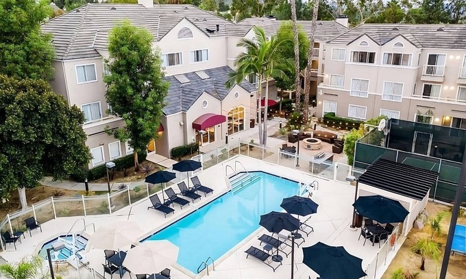 Carmel Mountain Ranch Apartment | Prime Location! 2 Convenient Units, Pool, Onsite Parking, Free Breakfast