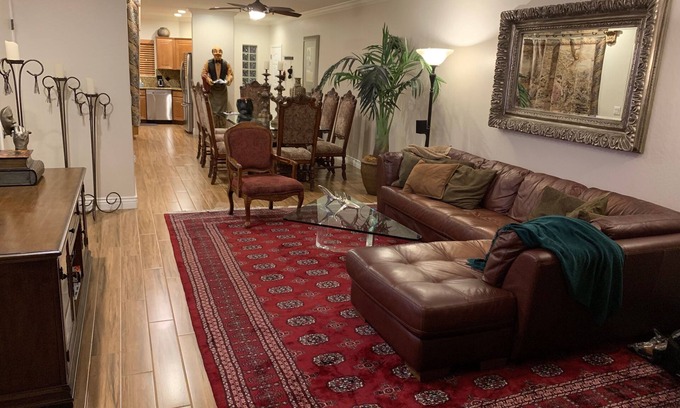 South Scottsdale Condo | PRIME LOCATION-GOLF, OLD TOWN, HIKE & BIKE, SPRING TRAINING, SHOPPING.