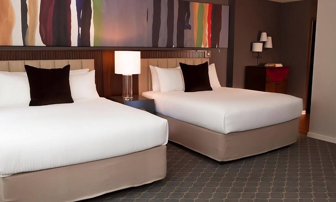 Turtle Bay Resort | Prime Setting in Midtown, Walk to 5th Avenue Shopping, MoMA! Onsite Parking!
