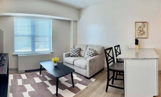 North Central Omaha Apartment | Prime Spot with Gym, Courts, and Parking