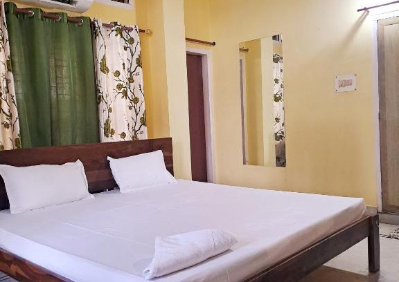 Six Mile House | Pristine homestay