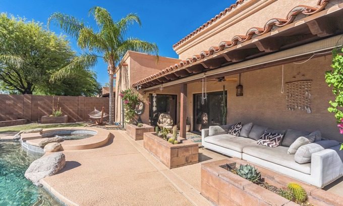 Casas Adobes House | Pristine Placita- Enjoy a Spa-Like Oasis w/Pool & Views