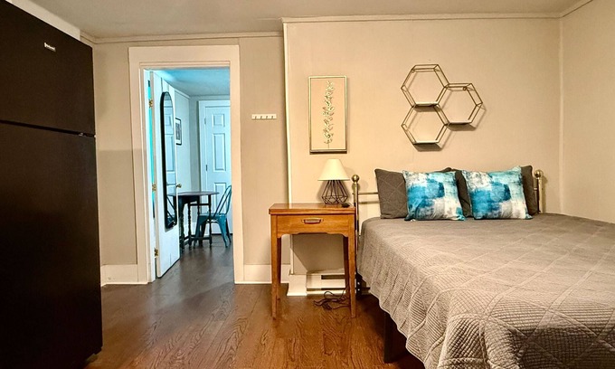 Fountain Square Apartment | Private 1BR, Monthly Stays, Pups Welcome
